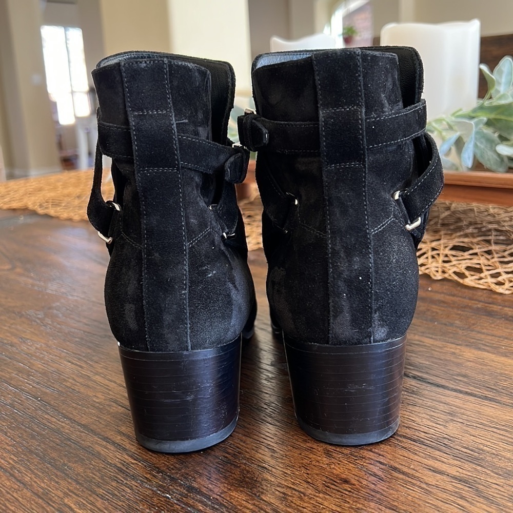 SAINT LAURENT
Suede Jodhpur Calfskin Blake Ankle Boots size 42 color black - Picture 3 of 16